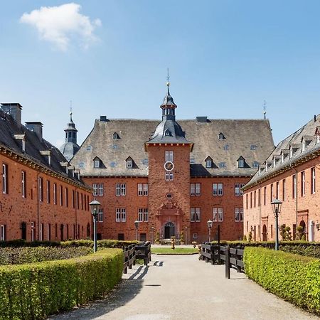 Ferienwohnung Saalstube - Schloss Adolphsburg Kirchhundem Eksteriør bilde